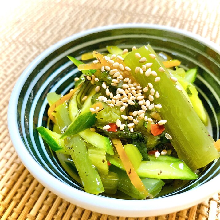 食感が美味しい♪きゅうりと茎わかめの酢の物